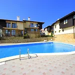 Menada Sunny Hill Kosharitsa