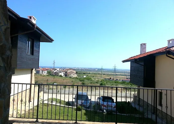 Menada Sunny Hill Villa *