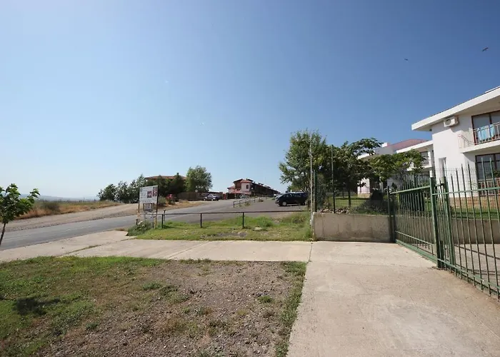 Villa Menada Sunny Hill Kosharitsa